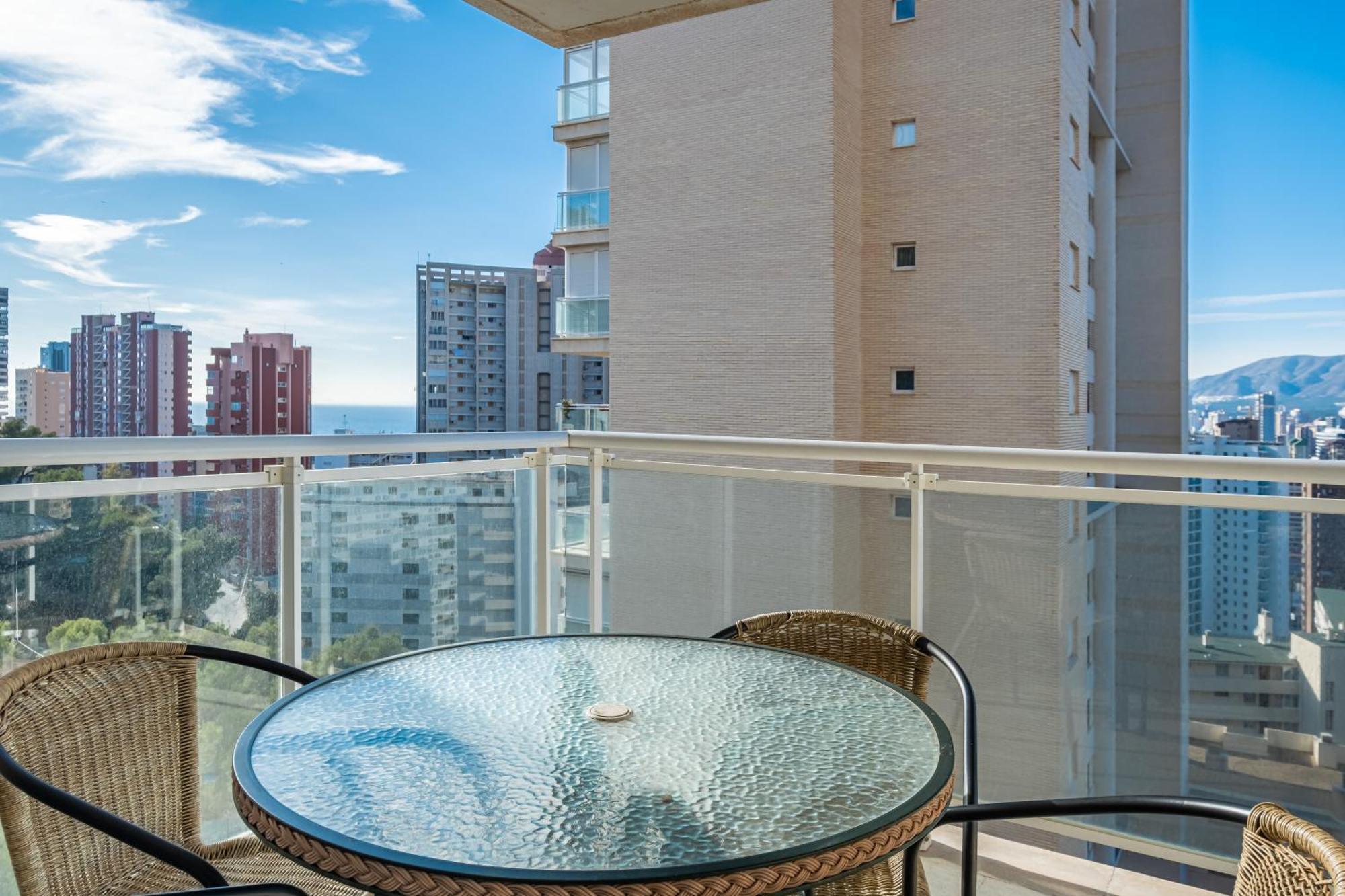 Tower San Remo 9-E Apartment Levante Beach Бенидорм Екстериор снимка
